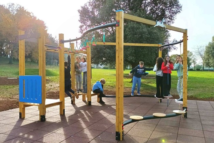 U Poreču je uređen i senzorni park za djecu